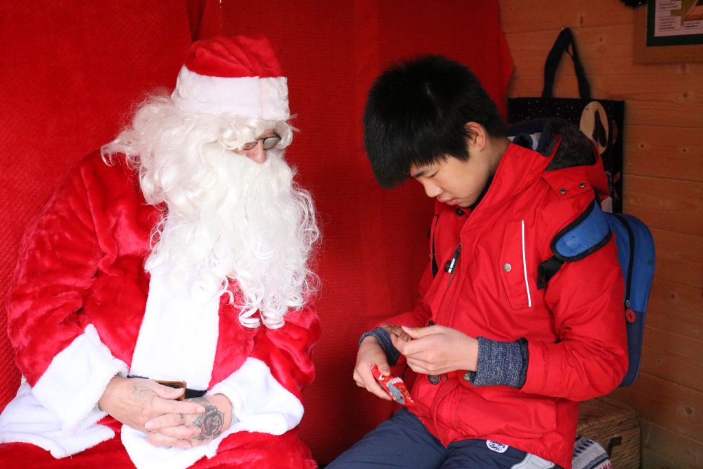 Santa with a student at Loddon